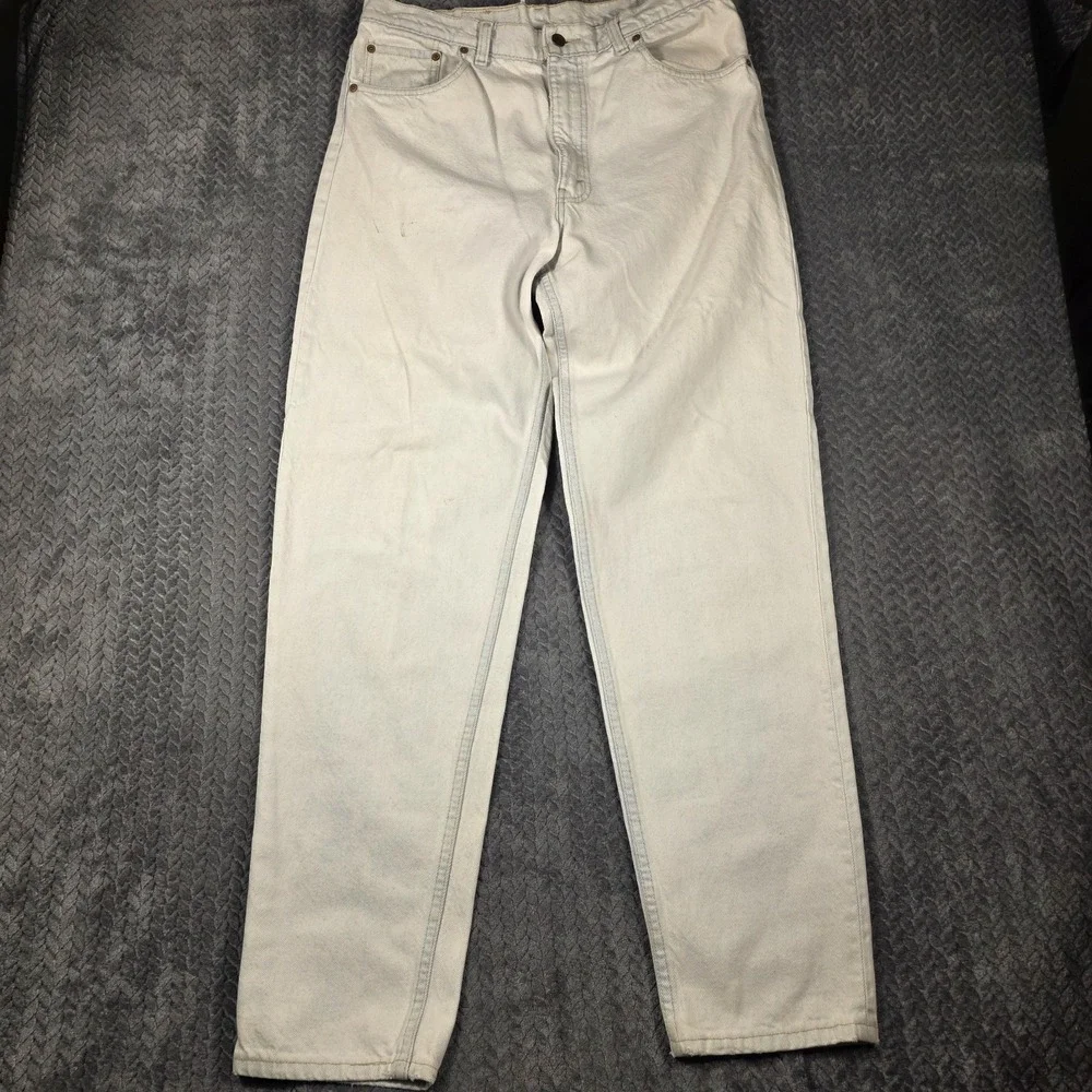 Levis perfectly broken
